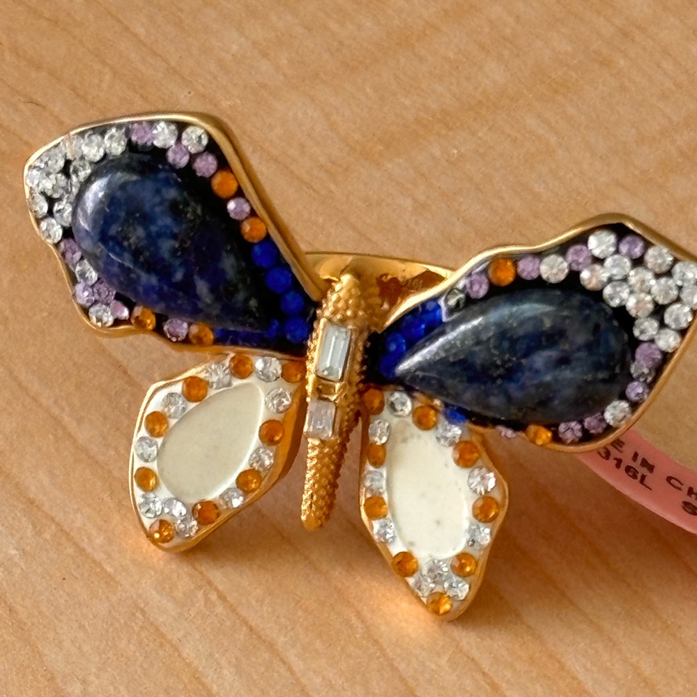 STS purple butterfly ring gemstone  with rhinestones/ size 8/ gold tone